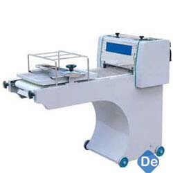BREAD-MOULDER-CG-38